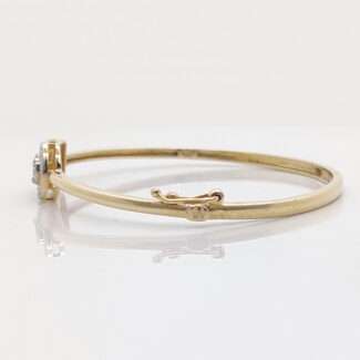 DIAMOND OVAL BANGLE-000011747